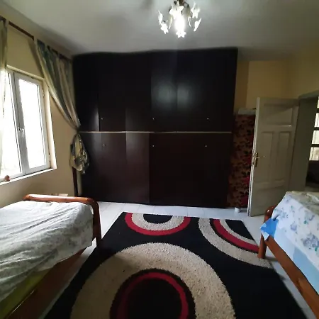 Class House2 Hotel Tirana